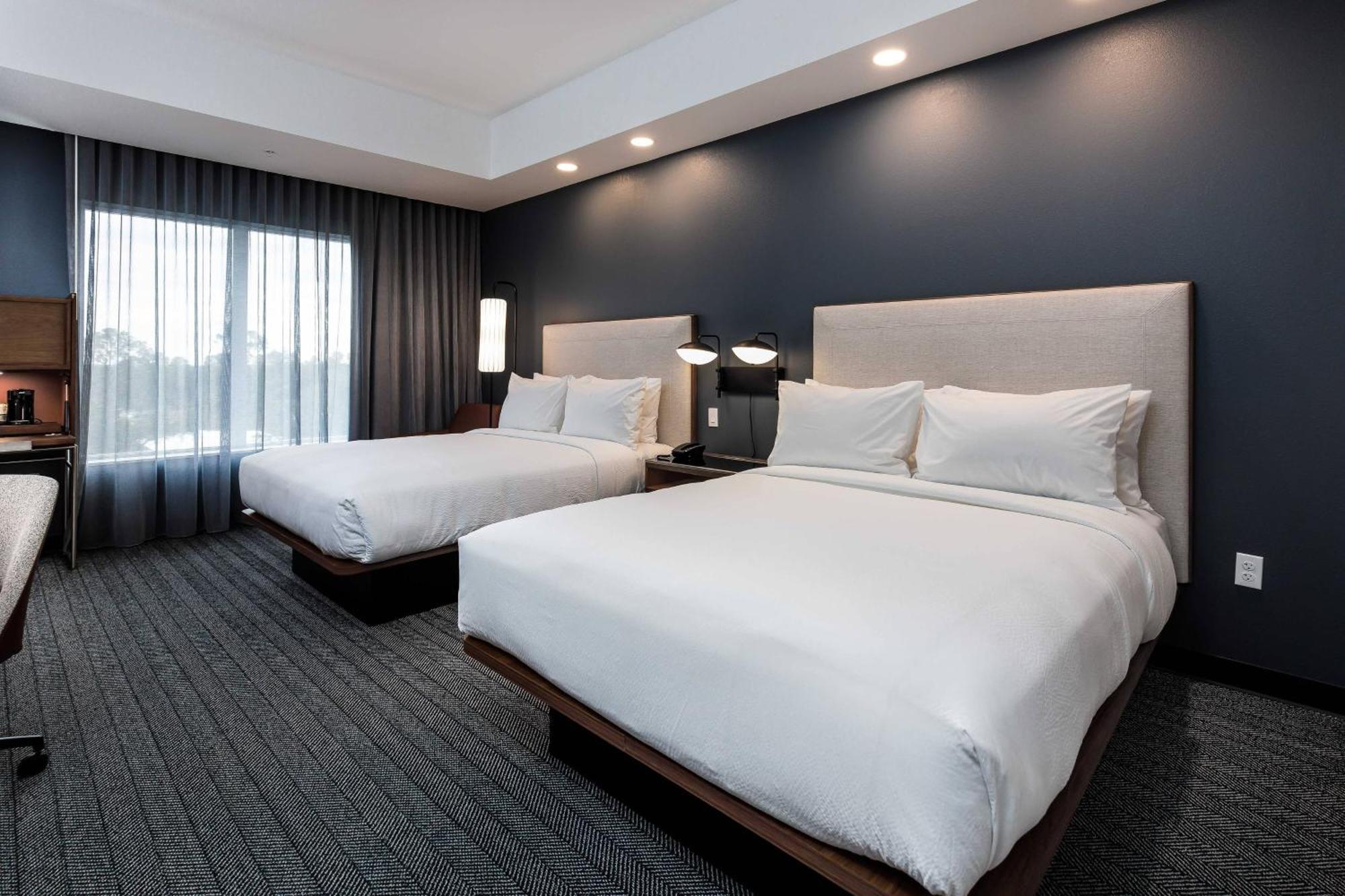 Courtyard By Marriott Pensacola I-10 West Hotel Exterior photo