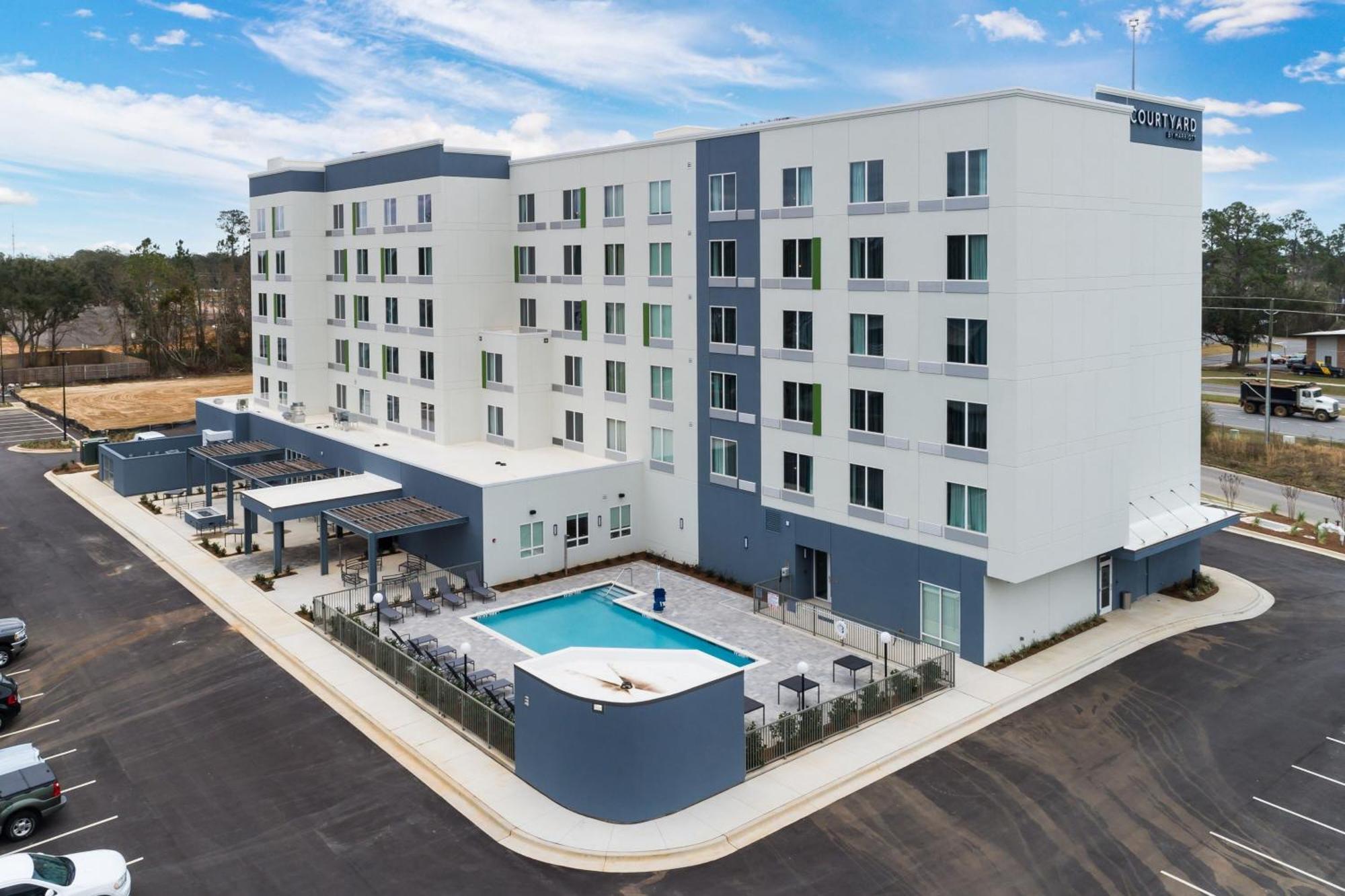 Courtyard By Marriott Pensacola I-10 West Hotel Exterior photo